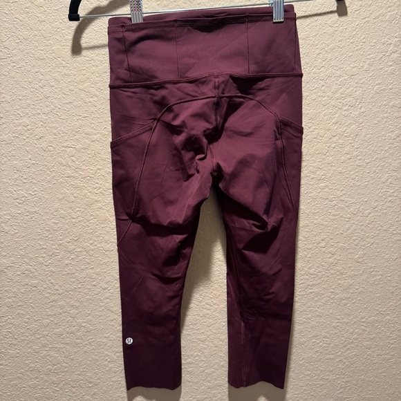 Lululemon Fast & Free Crop II Nulux 19” Maroon size 4 - Picture 7 of 9